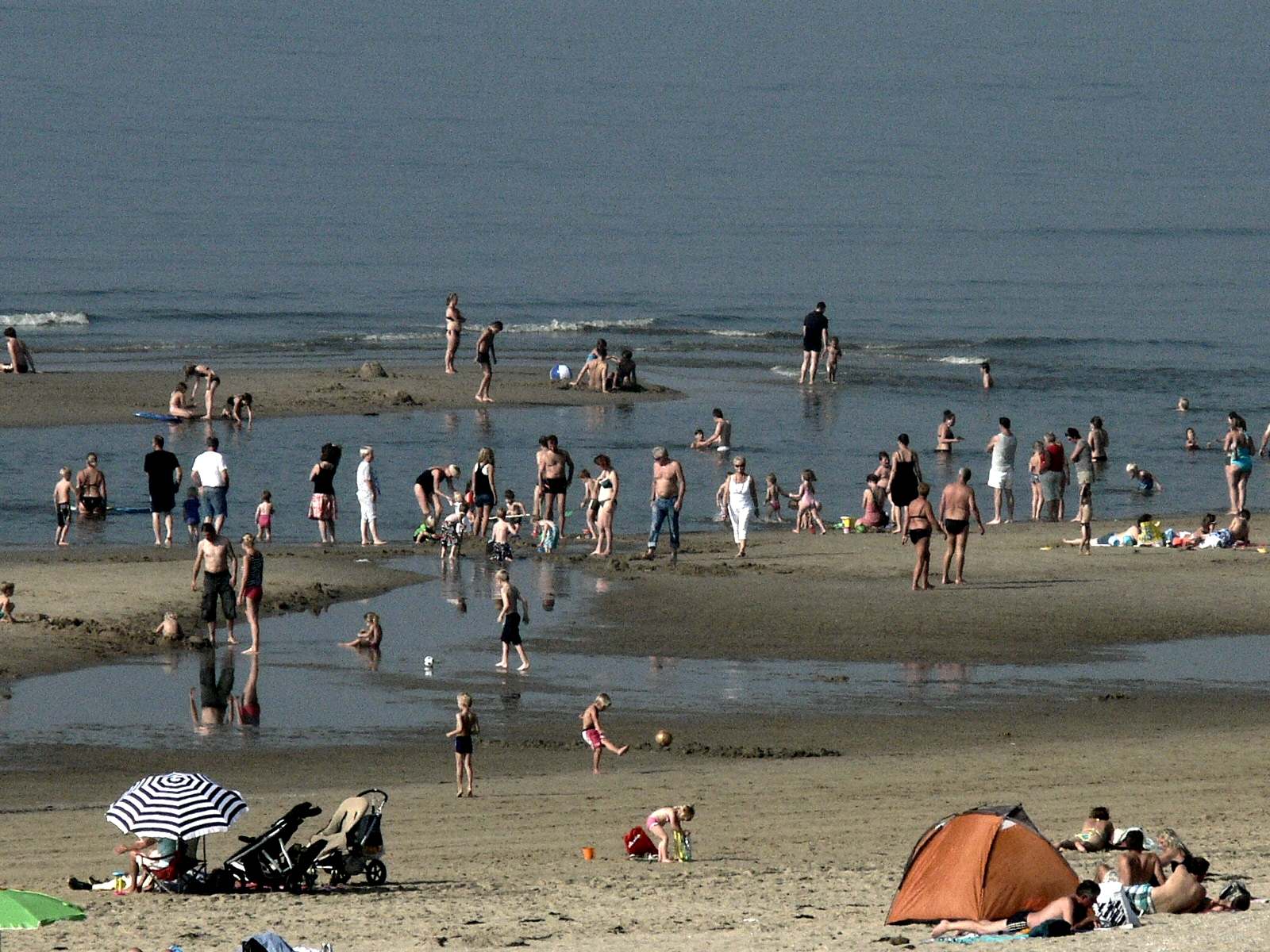 Strandleben im Oktober