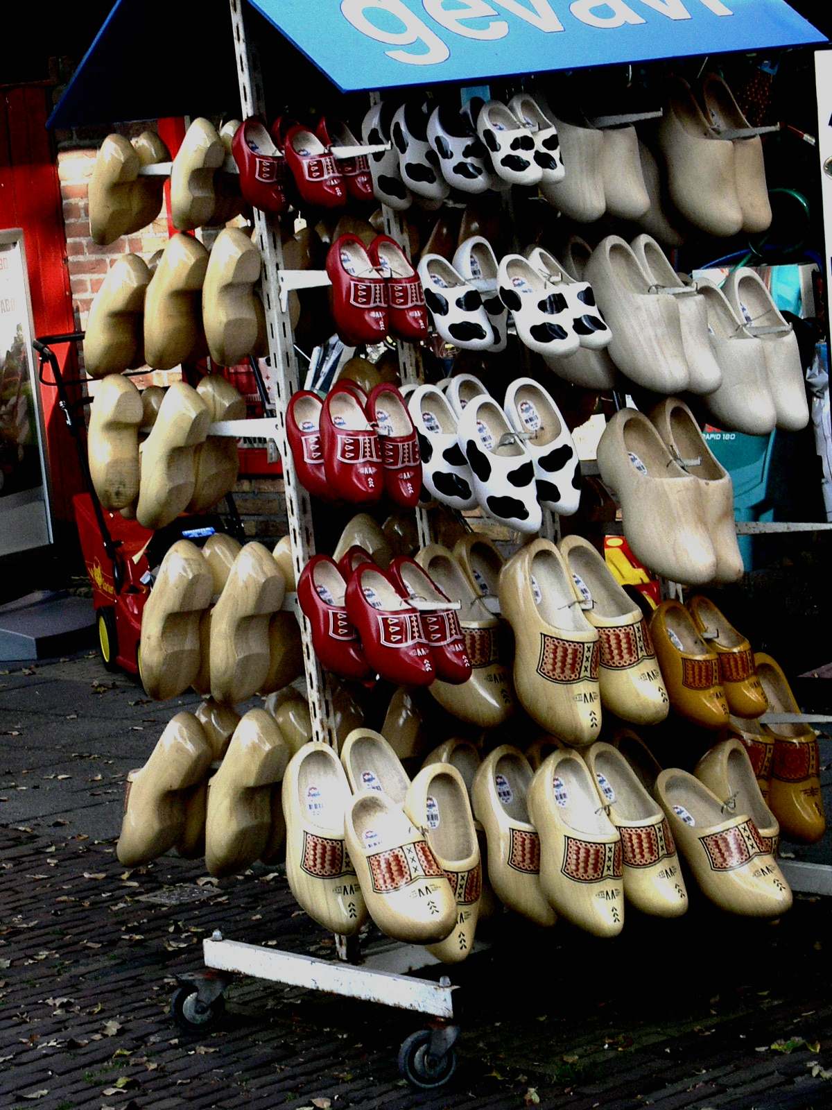 Erinnert an den "Holzschuhtanz"